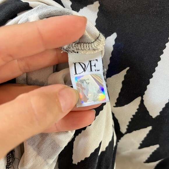 Diane Von Furstenberg Lorah Silk Long Sleeve Mini Dress Hound Aztec Print 8 - Picture 8 of 12